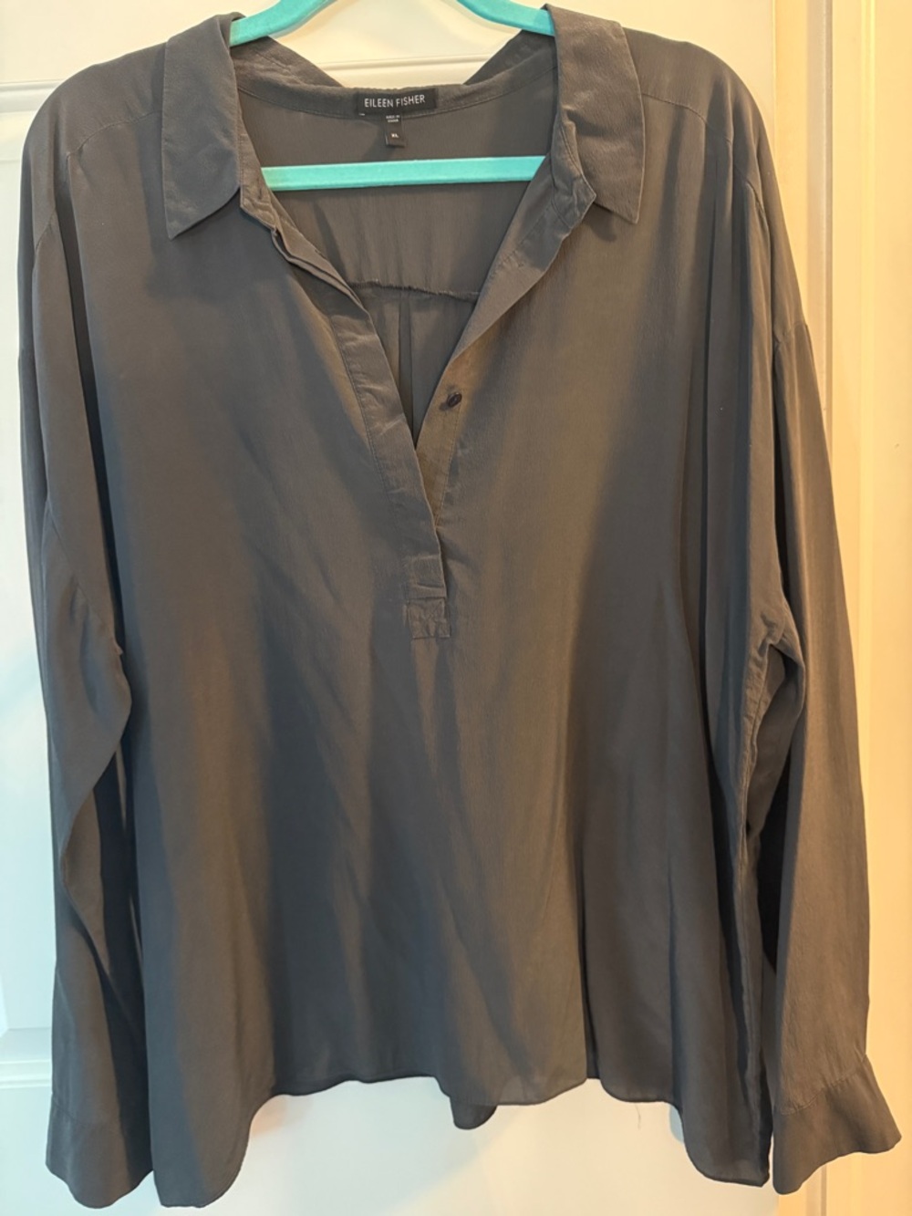 Eileen Fisher silk Charcoal Button-Front Relaxed Collared Blouse